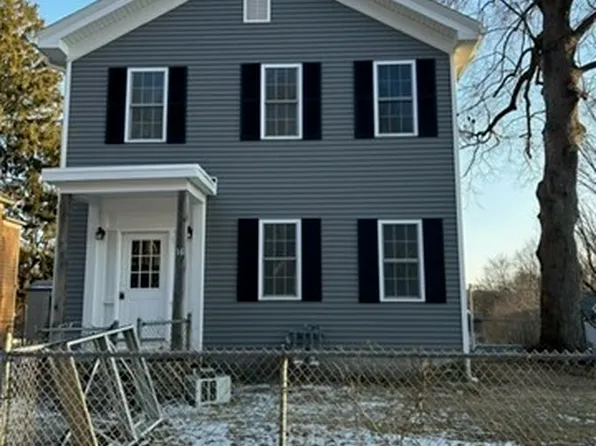 16 Irving St, Spencer, MA 01562