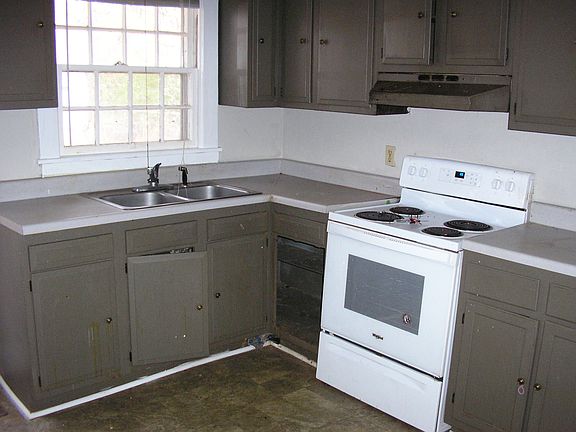4th image of 1533 N Sunrise Dr