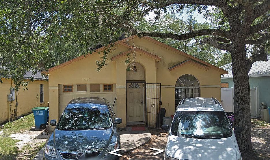 1st image of 1009 Hamlet Dr