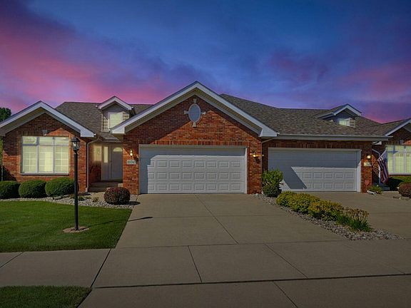 2nd image of 10746 Knickerbocker Ct