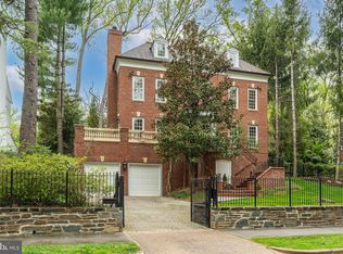 2708 44th St NW, Washington, DC 20007