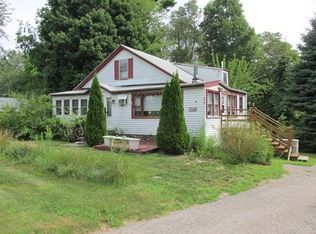 212 S Main St, Hopedale, MA 01747
