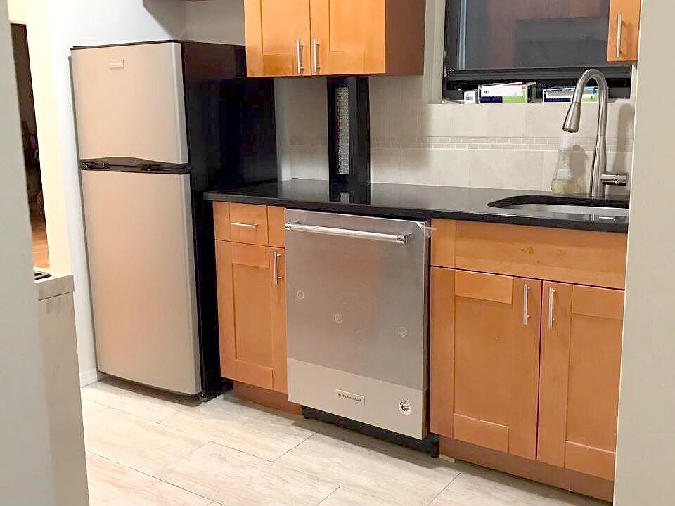 1st image of 401 E 68th St APT 3A