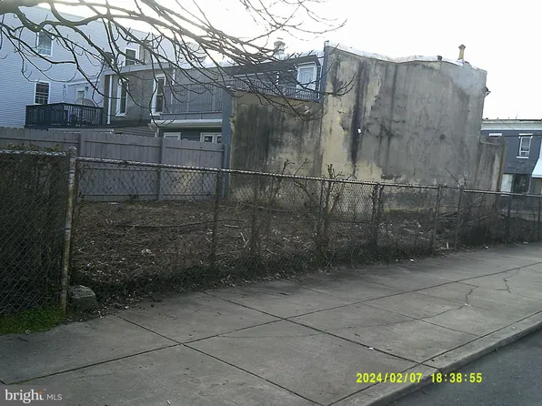 5238 Morris St, Philadelphia, PA 19144