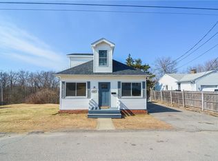 11 Durante Ave, Johnston, RI 02919