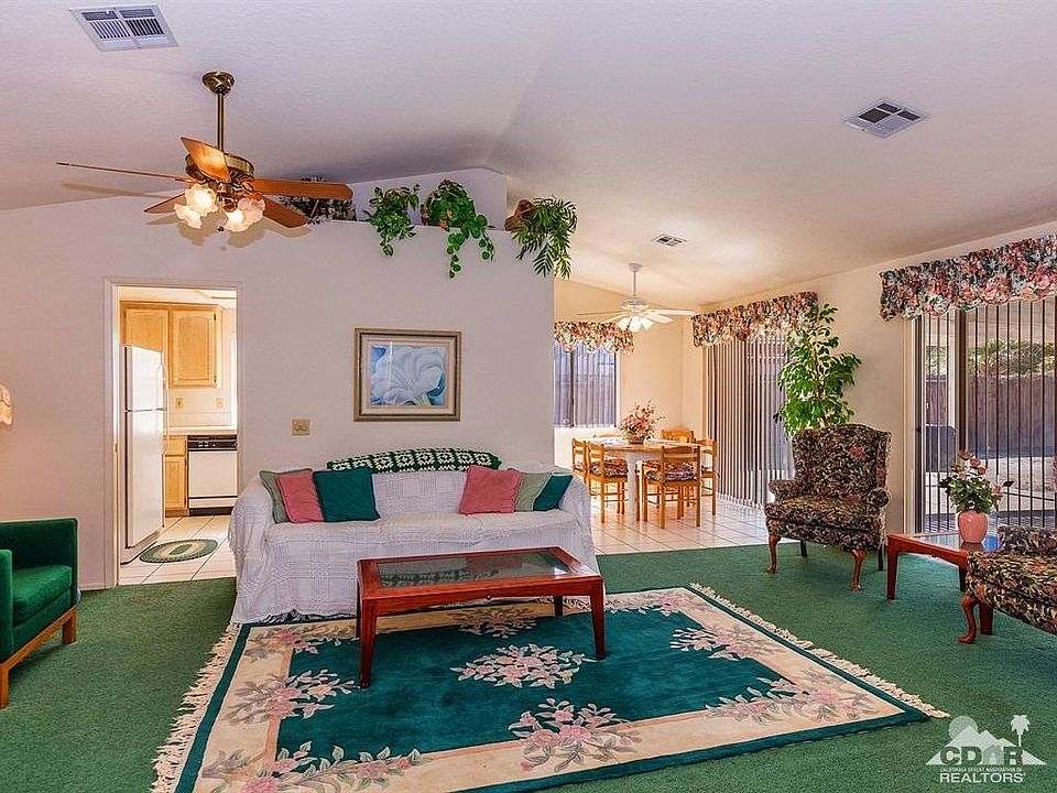 1st image of 45823 Palm Meadows Dr