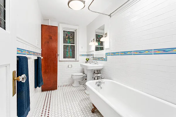 Sold by Brown Harris Stevens | media 7