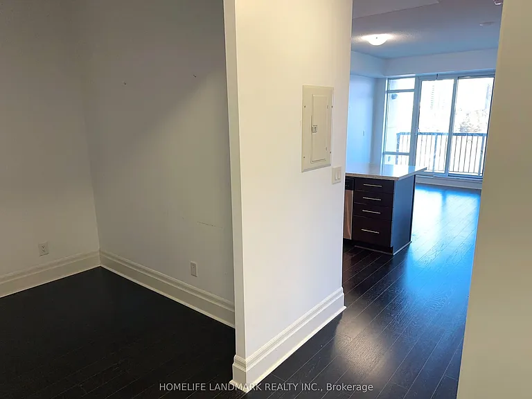 131 Upper Duke Cres #410 — Photo 13