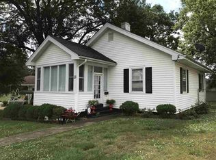 68 Lawrence St, Lyman, SC 29365