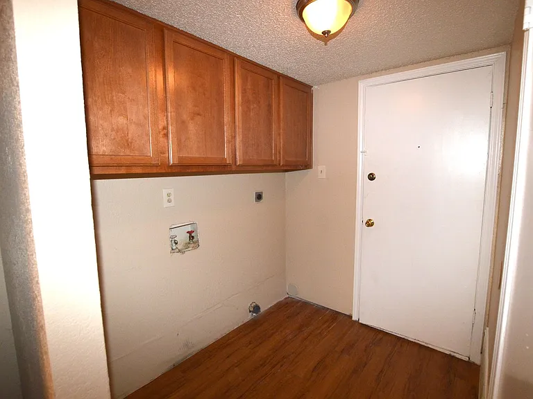 2607 Alcott Ln #A/B — Photo 13
