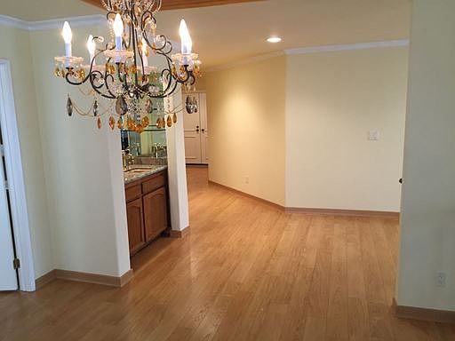 5th image of 5237 Newcastle Ave APT 203