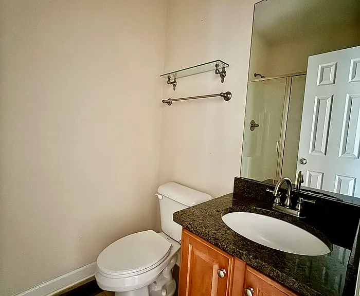 410 Harkness Cir — Photo 14