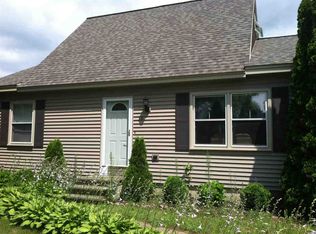 16 Farmington Ave, Gansevoort, NY 12831