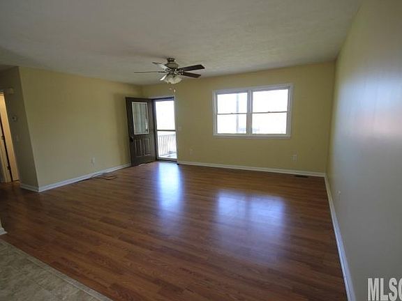 2nd image of 1480 Overlook Dr