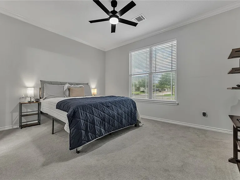 3800 Blackhawk Ln — Photo 14