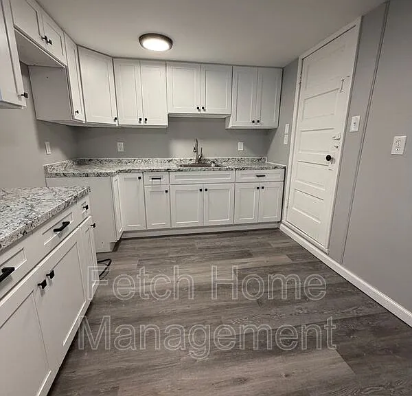 3 N Main St #BASEMENT — Photo 16