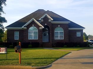 514 Maple Leaf Way, Lumberton, NC 28358