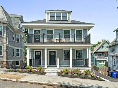 66 Linden St #66, Brookline, MA, 02445