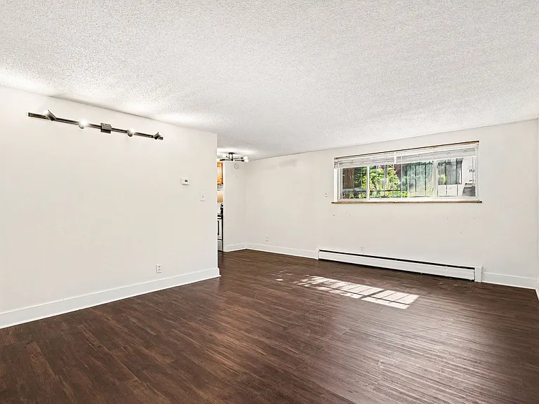 1243 N Washington St #101 — Photo 7