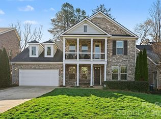 127 Smithfield Dr, Charlotte, NC 28270