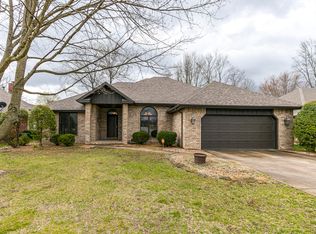 2280 W Allen Dr, Springfield, MO 65810