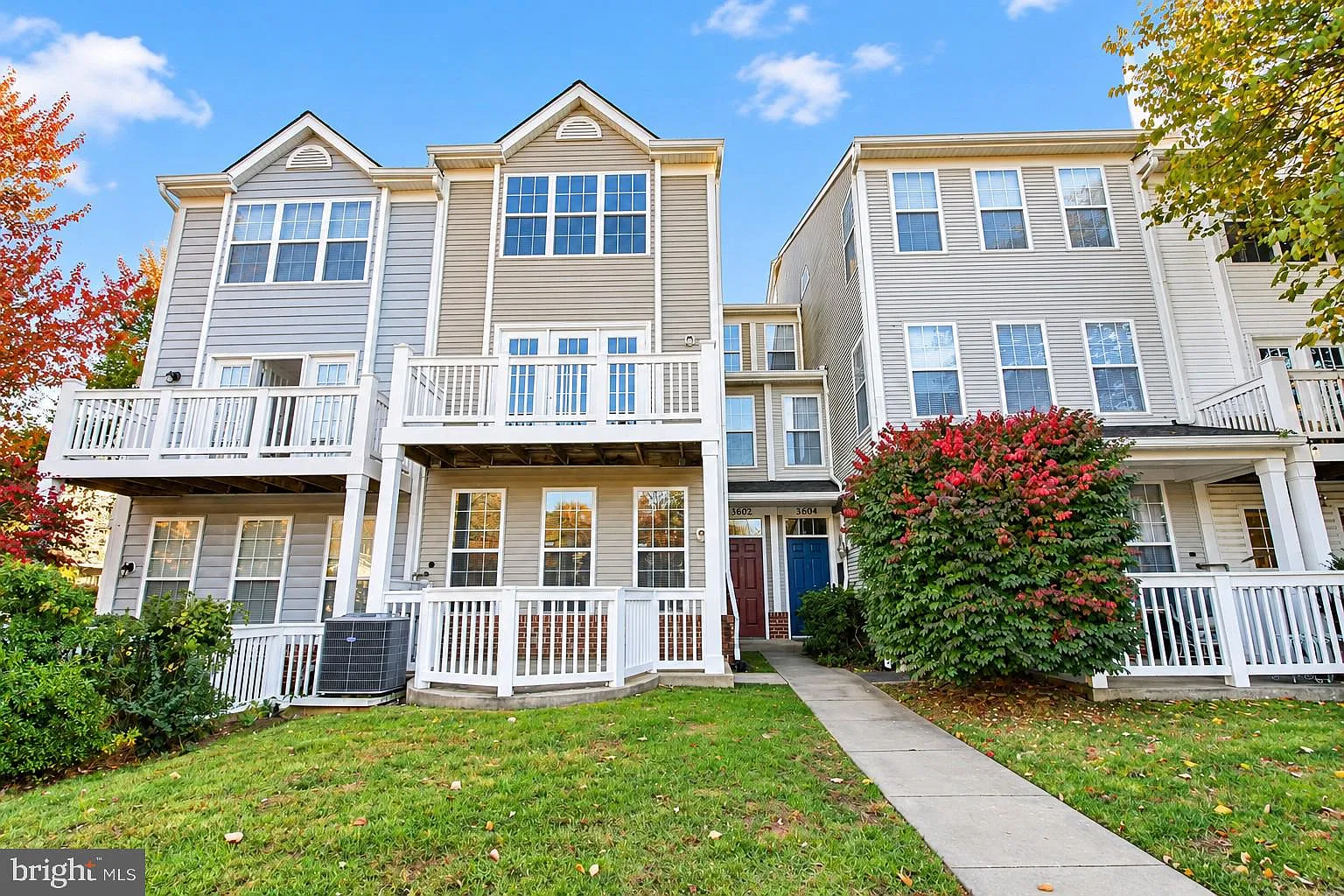 3 bed, 3.5 bath, 1860 sqft, $2,850 — Photo 1