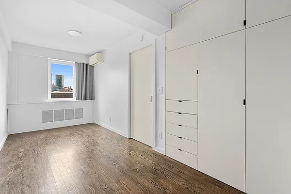 Rented by Compass | media 4