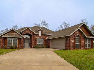 1904 Price Ave, Lowell, AR 72745