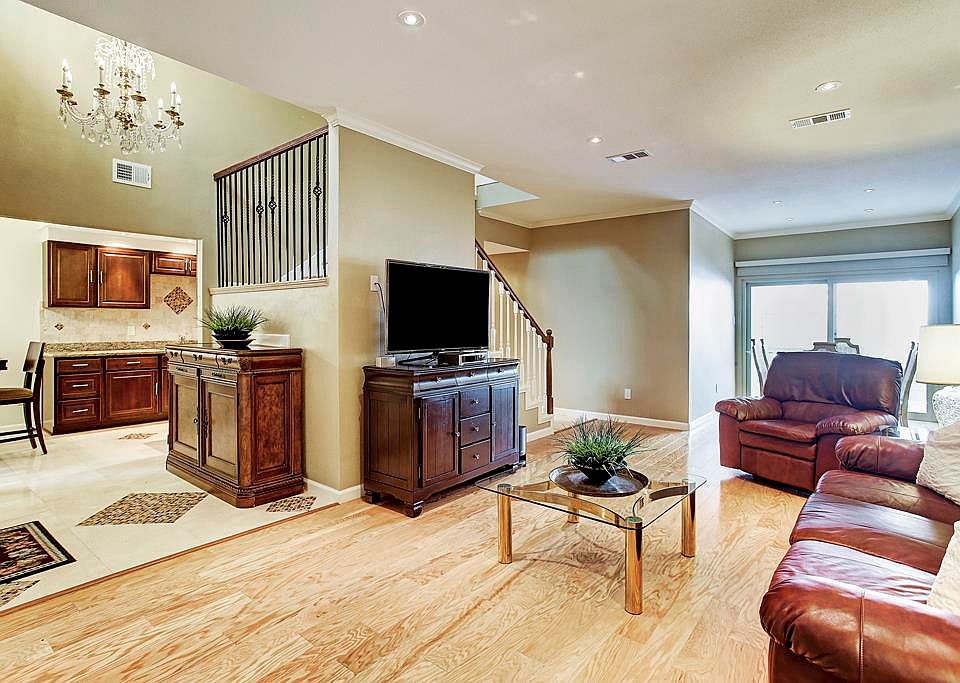 1st image of 1537 Bering Dr #119