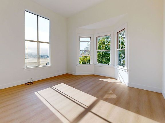 2nd image of 513 Greenwich St