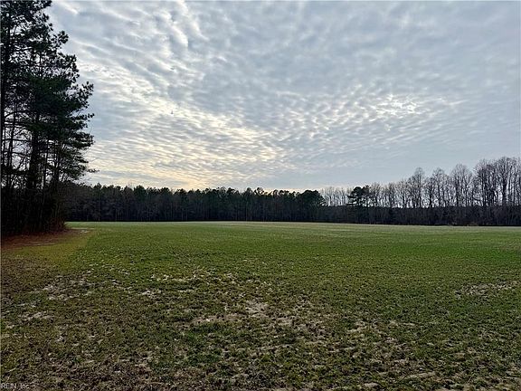 3rd image of New & Seacock Chapel Rd