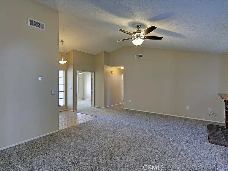 26640 Braddock Rd — Photo 8