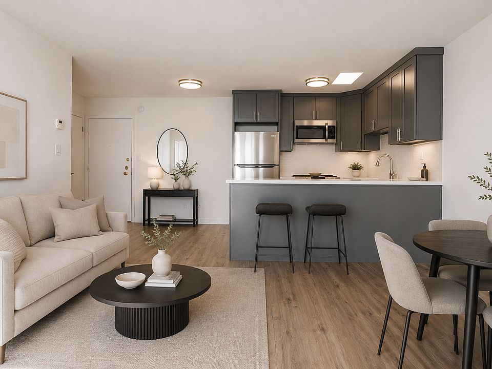 1st image of 410 & 414 Manhattan Pl #201