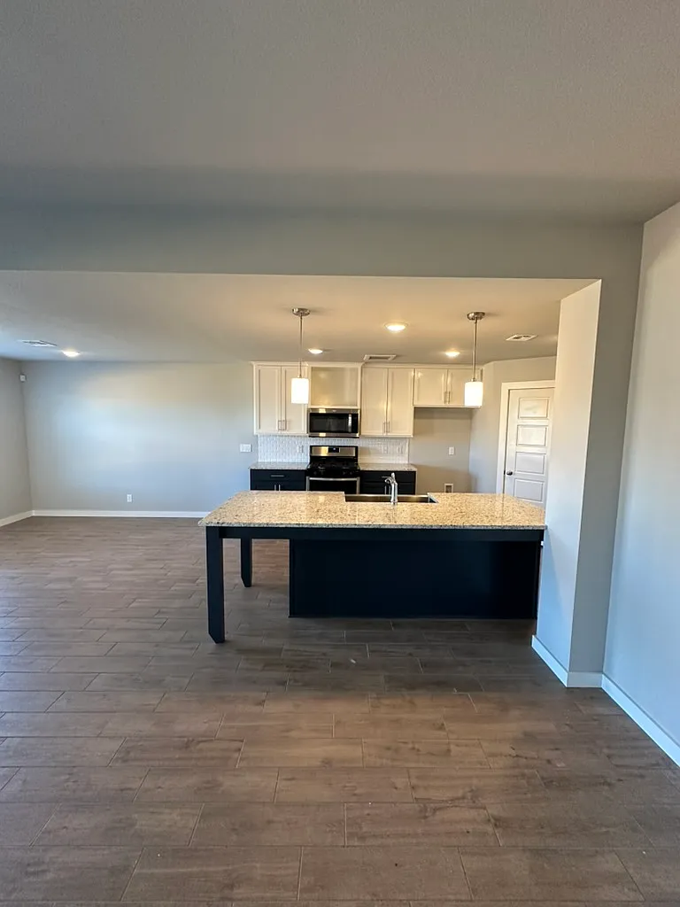 1651 E 140th Pl - Former Model Home in Glenn Hills! 3/2/2 — Photo 3