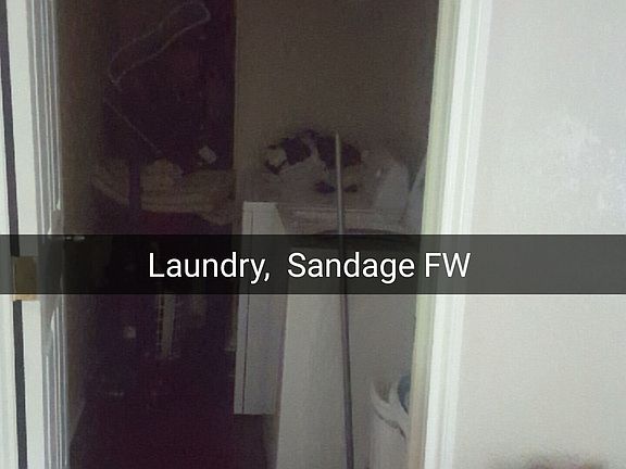 3rd image of 4409 Sandage Ave