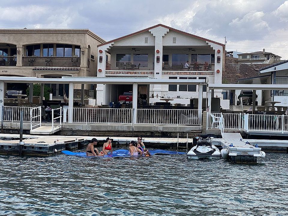 2nd image of 6709 Riverfront Dr