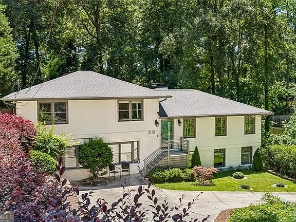 5th image of 3131 Dale Dr NE