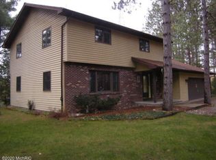 7413 220th Ave, Reed City, MI 49677