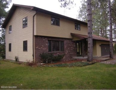 7413 220th Ave, Reed City, MI, 49677