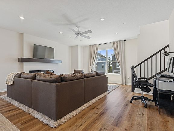 4th image of 6645 Jody Ave S