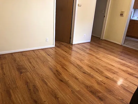 Rented by Alexiou Realty | media 19