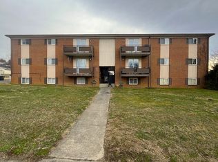125 W Virginia Ave APT 11, Vinton, VA 24179
