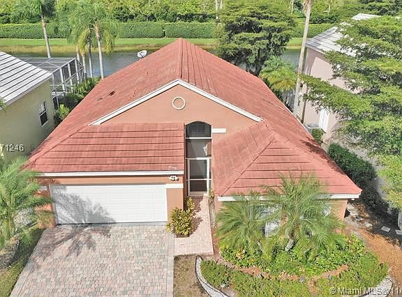 2nd image of 431 Bermuda Springs Dr