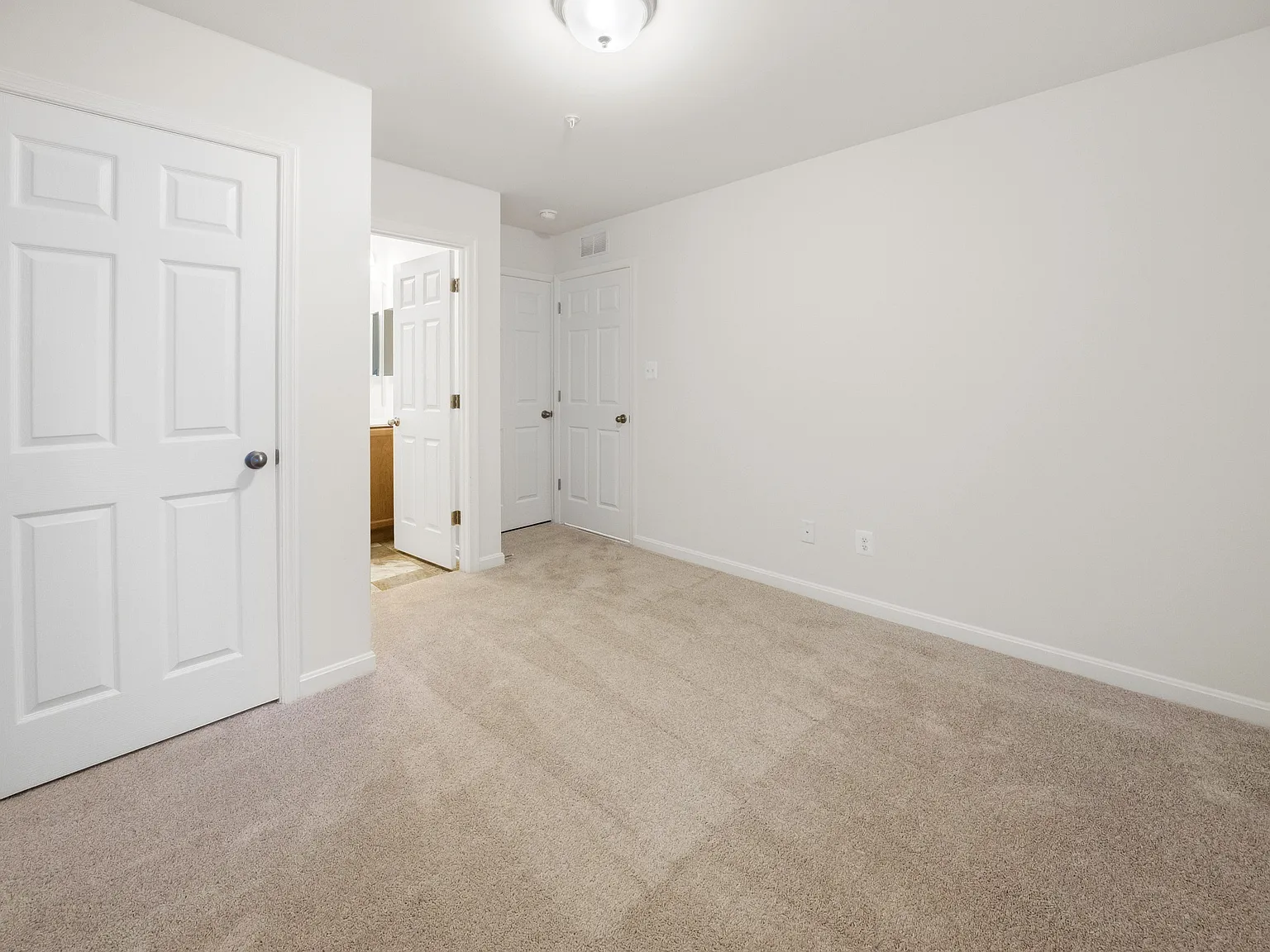 375 Tumblers Way - 1 — Photo 4