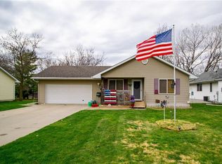 3824 16th St, Des Moines, IA 50313