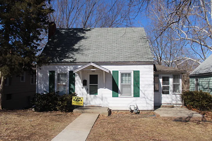 522 Oak St — Photo 1