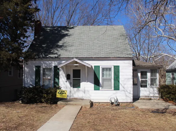 522 Oak St, Leavenworth, KS 66048