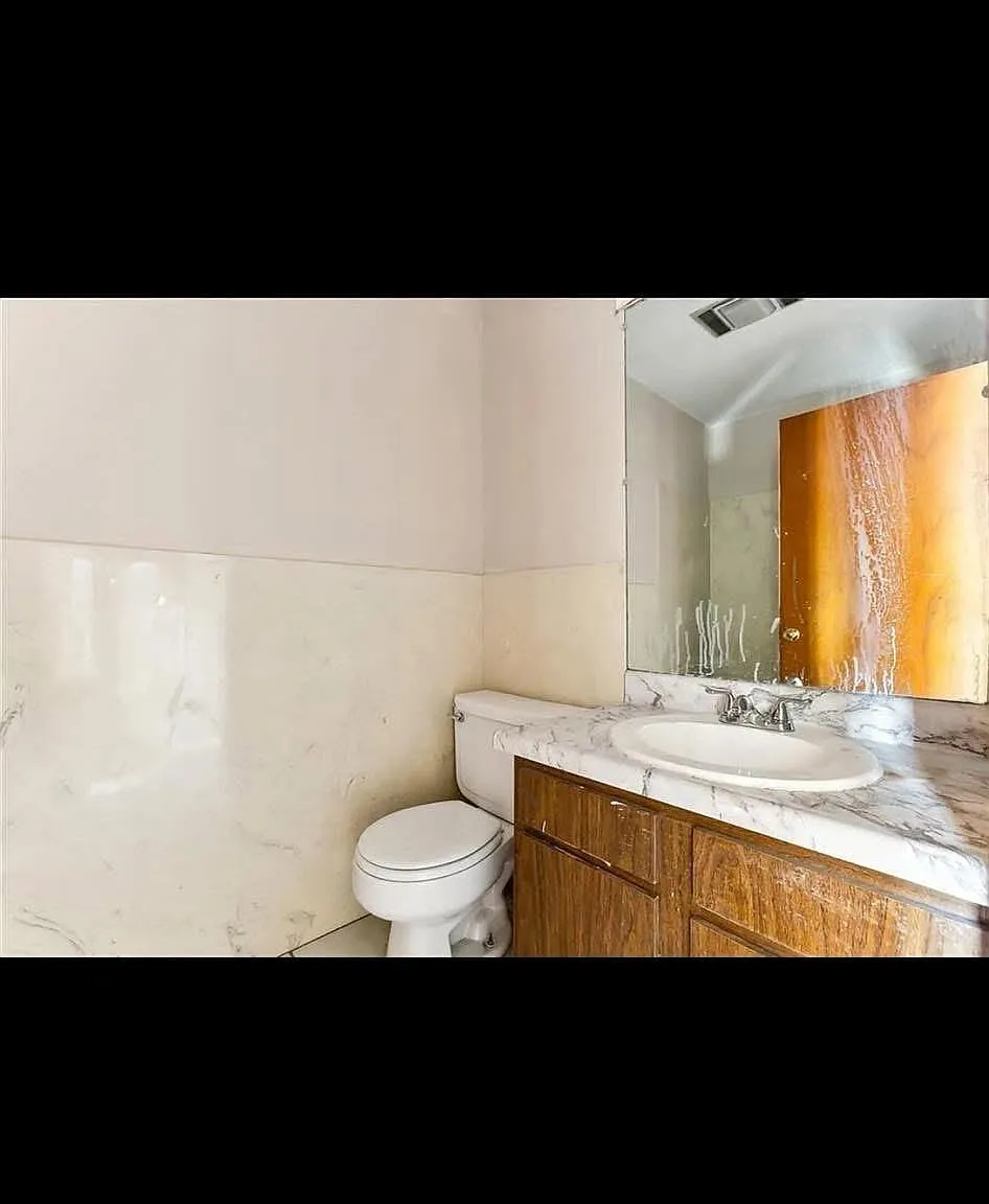 1225 Mehle St — Photo 2