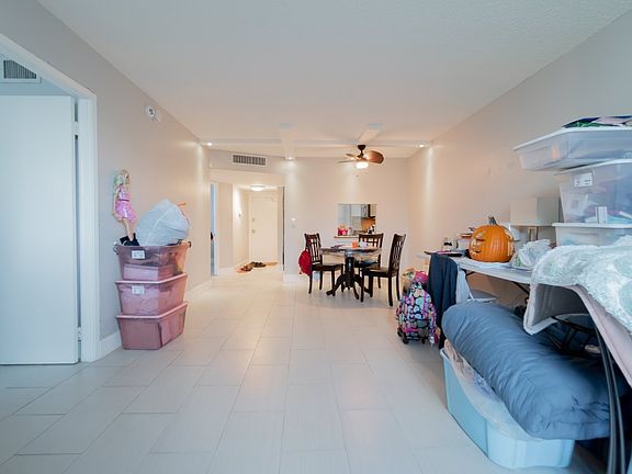 3rd image of 4501 NE 21st Ave APT 112