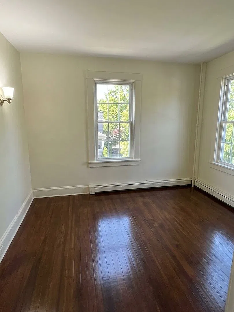 2 Bedroom — Photo 4